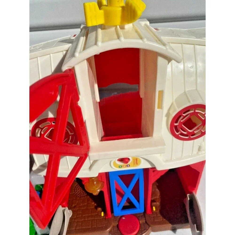 Fisher-Price Little People Stages Red Farm Playset W Sound & Lights + 7 Figures!